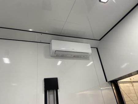 New 2026 United Trailers USH-8.532TR70 Stacker