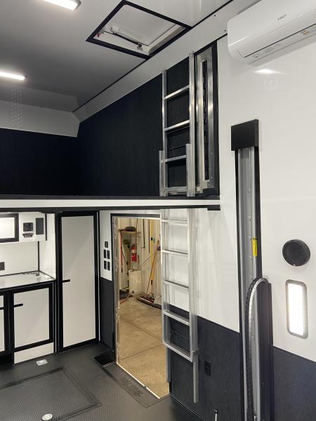 New 2026 United Trailers USH-8.532TR70 Stacker