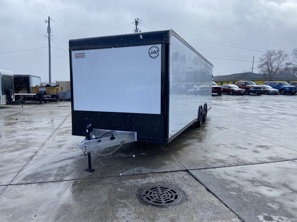 New United UAT CLA-8.5X28 Racing Trailer