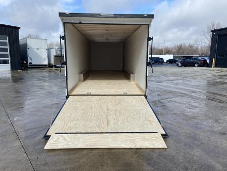 New United UAT CLA-8.5X28 Racing Trailer