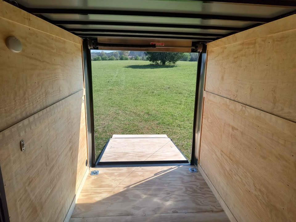 New DIAMOND CARGO 6 x 12 SA Cargo / Enclosed Trailer