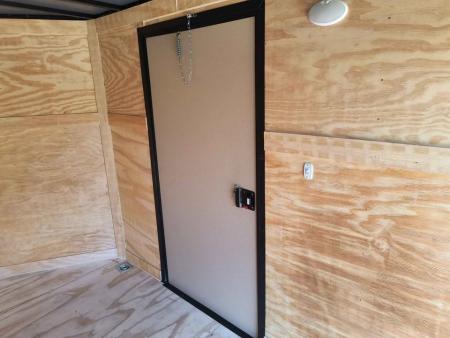 New DIAMOND CARGO 6 x 12 SA Cargo / Enclosed Trailer