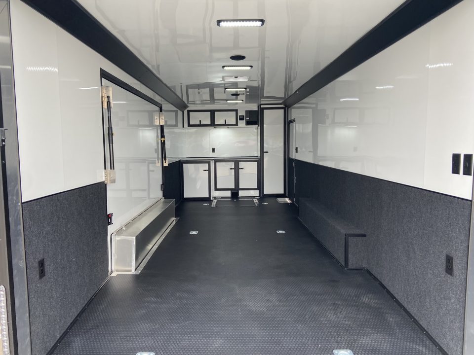 New United PREM-8.5X24 Car Trailer