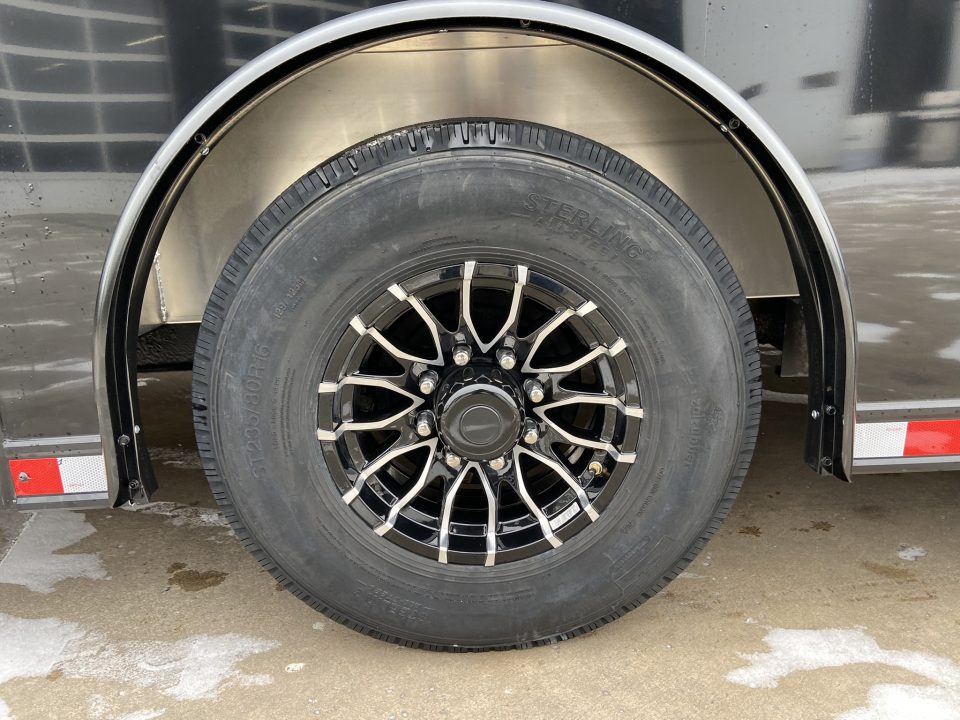 New United PREM-8.5X24 Car Trailer