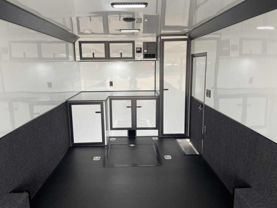 New United PREM-8.5X24 Racing Trailer