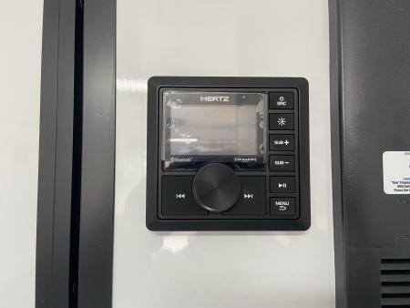 New United UAT PREM-8.5X28 Racing Trailer