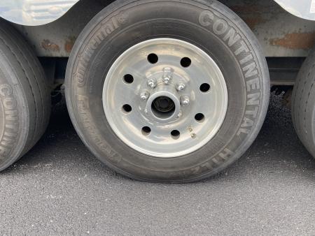 Used 2007 Renegade 36' 3 Car Stacker