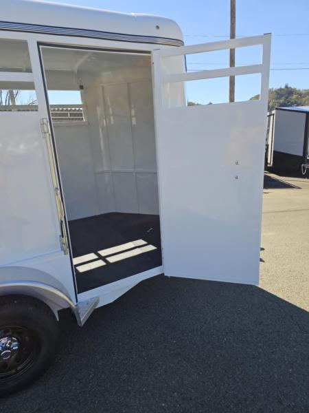 New SALE! STOCK TRAILER 2026 Thuro-Bilt Wrangler 2 HORSE LIVESTOCK TRAILER