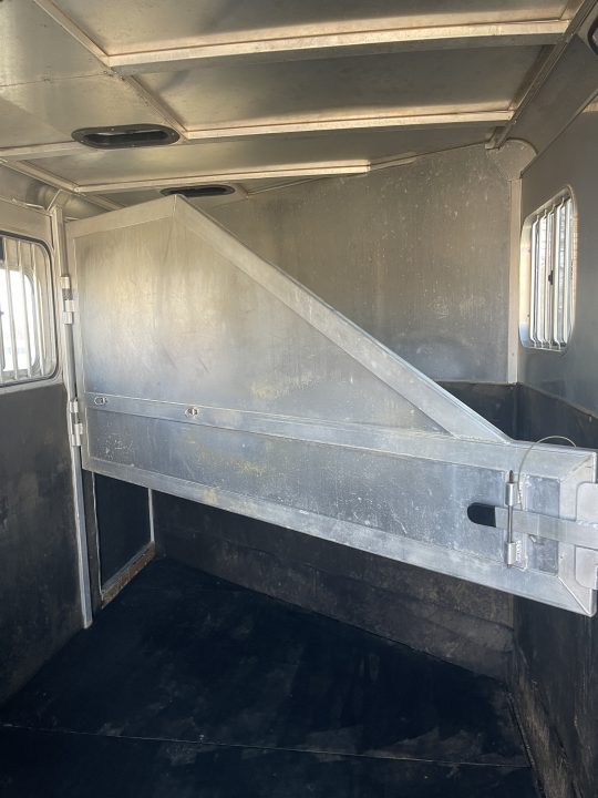 Used 2002 Sooner 3 H Horse Trailer