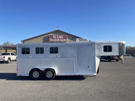 Used 2002 Sooner 3 H Horse Trailer