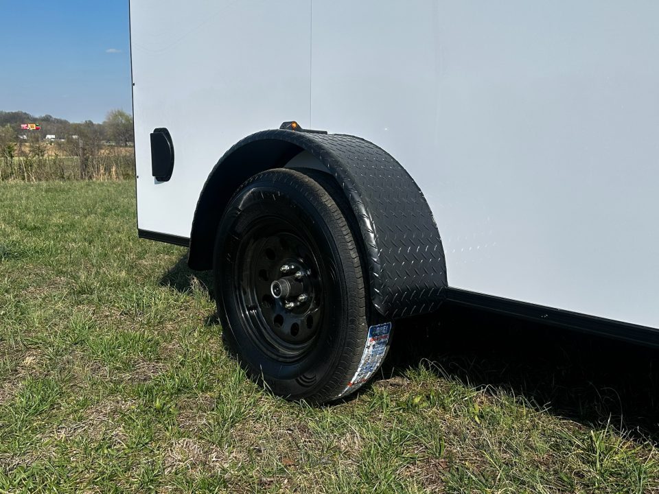 New 2026 Luxe 7X12 Enclosed Trailer-3500LB Single Axle-7'ft Interior-White Poly-Blackout