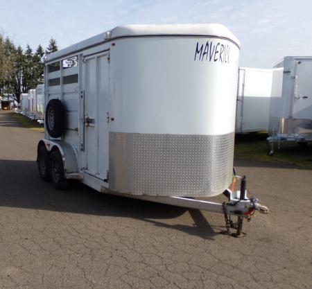 Used 2014 Snake River Maverick 2H Slant Stock Side Horse Trailer