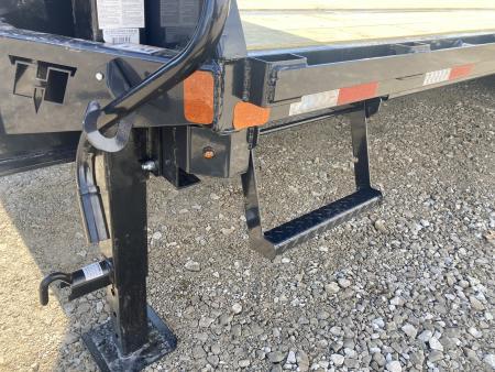 New 2026 Hillcrest 25' Deckover Gooseneck - 15.9K