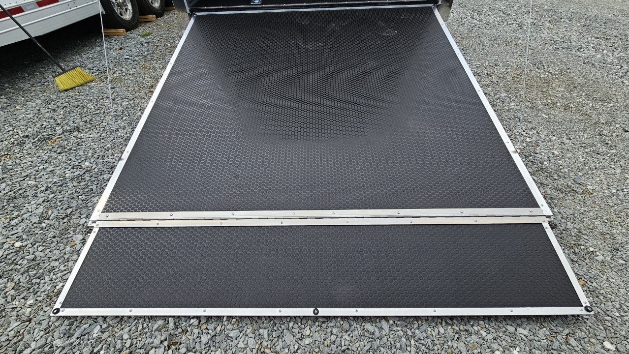 New 2026 ATC ROM750 GOOSENECK 8.5X44 TRIPLE Car / Racing Trailer
