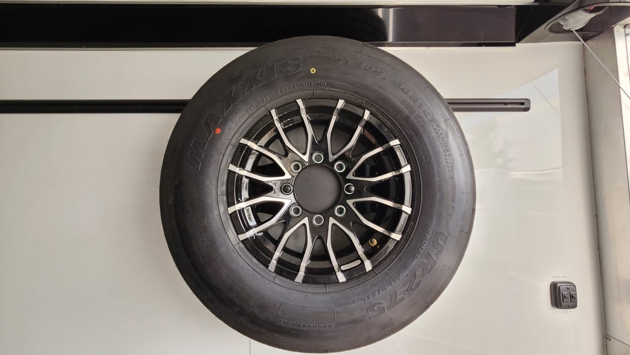 New 2026 ATC ROM750 GOOSENECK 8.5X44 TRIPLE Car / Racing Trailer