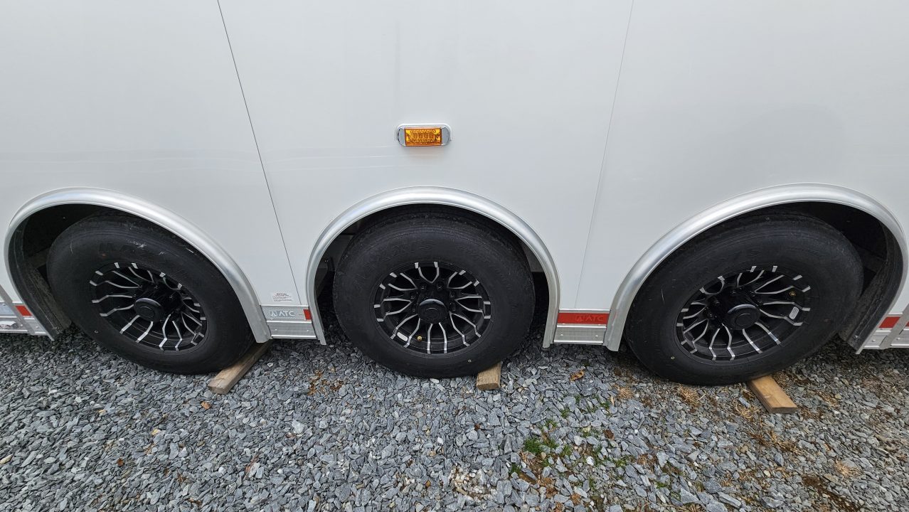 New 2026 ATC ROM750 GOOSENECK 8.5X44 TRIPLE Car / Racing Trailer