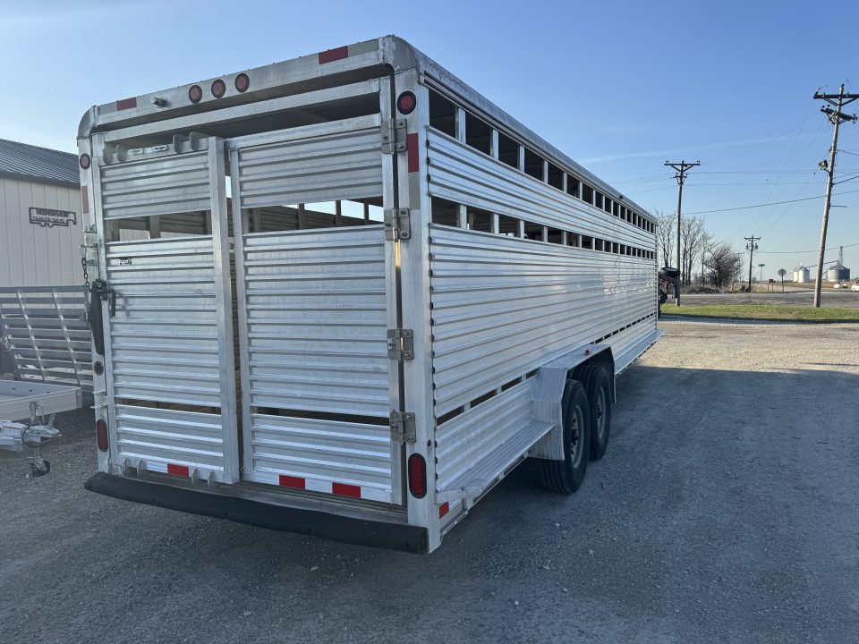 Used 2000 Kiefer Manufacturing A2G728 Gooseneck Bodies