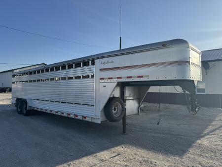 Used 2000 Kiefer Manufacturing A2G728 Gooseneck Bodies