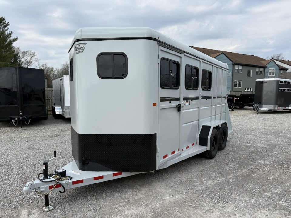 New 2026 Valley Trailers 3 Horse Slant Load w/ Ramp 7'6" Tall