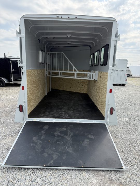 New 2026 Valley Trailers 3 Horse Slant Load w/ Ramp 7'6" Tall