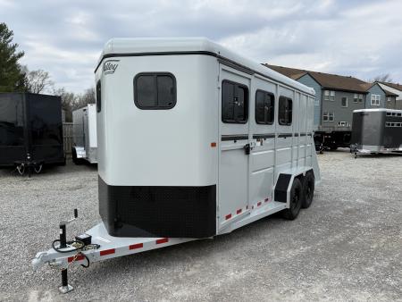 New 2026 Valley Trailers 3 Horse Slant Load w/ Ramp 7'6" Tall