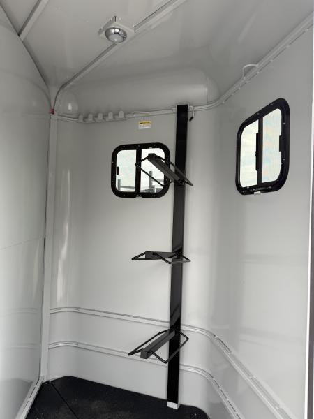 New 2026 Valley Trailers 3 Horse Slant Load w/ Ramp 7'6" Tall