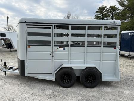 New 2026 Valley Trailers 2 Horse Slant Load Deluxe 7' Tall