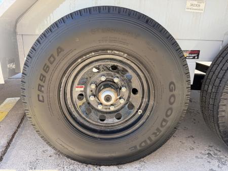 New #382309 2026 LOAD TRAIL GC 22 X 83 TANDEM AXLE 14K GOOSENECK EQUIPMENT HAULER W/ FOLD UP RAMPS & 14 PLY TIRES
