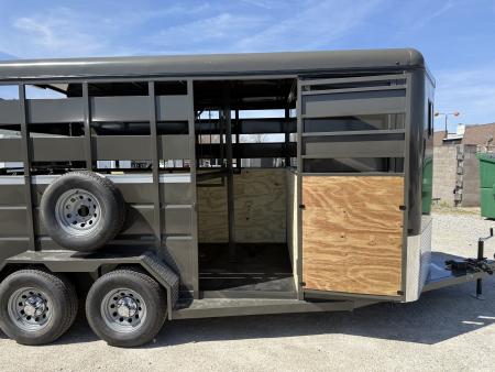 New 2026 Valley Trailers 2 HORSE STRAIGHT LOAD w/ RAMP & FRONT TACK >> EXTRA TALL & WIDE Horse Trailer