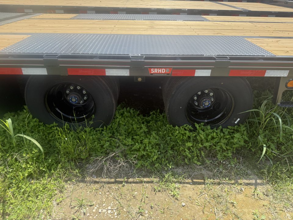 New 2026 Diamond C Trailers FMAX212 102X30 MR Gooseneck Bodies
