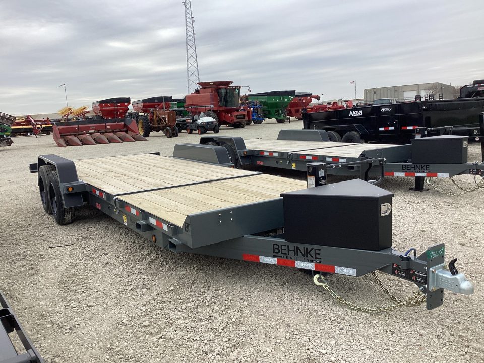 New 2026 B&B TBCT2216ET Tilt Trailer