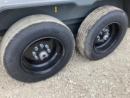 New 2026 B&B TBCT2216ET Tilt Trailer