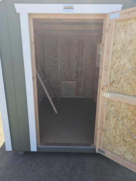 New CHICKEN COOP 2026 Old Hickory ANIMAL SHELTER BARN BUILDING SHED 6'X8'