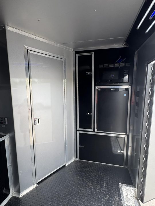 Used 2022 Continental Cargo 8.5X34 GREAT CONDITION USED RACE TRAILER BATHROOM PACKAGE Car / Racing Trailer