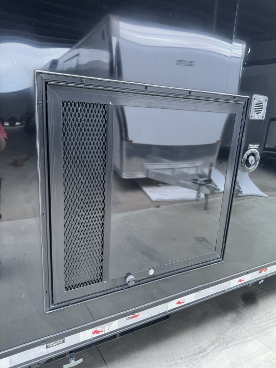 Used 2022 Continental Cargo 8.5X34 GREAT CONDITION USED RACE TRAILER BATHROOM PACKAGE Car / Racing Trailer
