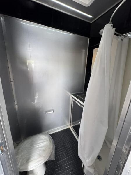 Used 2022 Continental Cargo 8.5X34 GREAT CONDITION USED RACE TRAILER BATHROOM PACKAGE Car / Racing Trailer