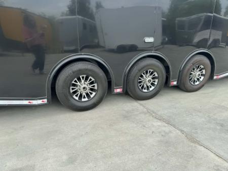 Used 2022 Continental Cargo 8.5X34 GREAT CONDITION USED RACE TRAILER BATHROOM PACKAGE Car / Racing Trailer