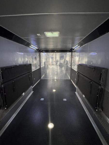 Used 2022 Continental Cargo 8.5X34 GREAT CONDITION USED RACE TRAILER BATHROOM PACKAGE Car / Racing Trailer