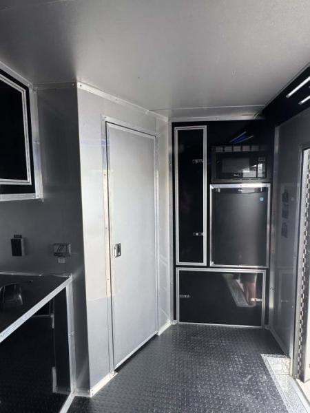 Used 2022 Continental Cargo 8.5X34 GREAT CONDITION USED RACE TRAILER BATHROOM PACKAGE Car / Racing Trailer