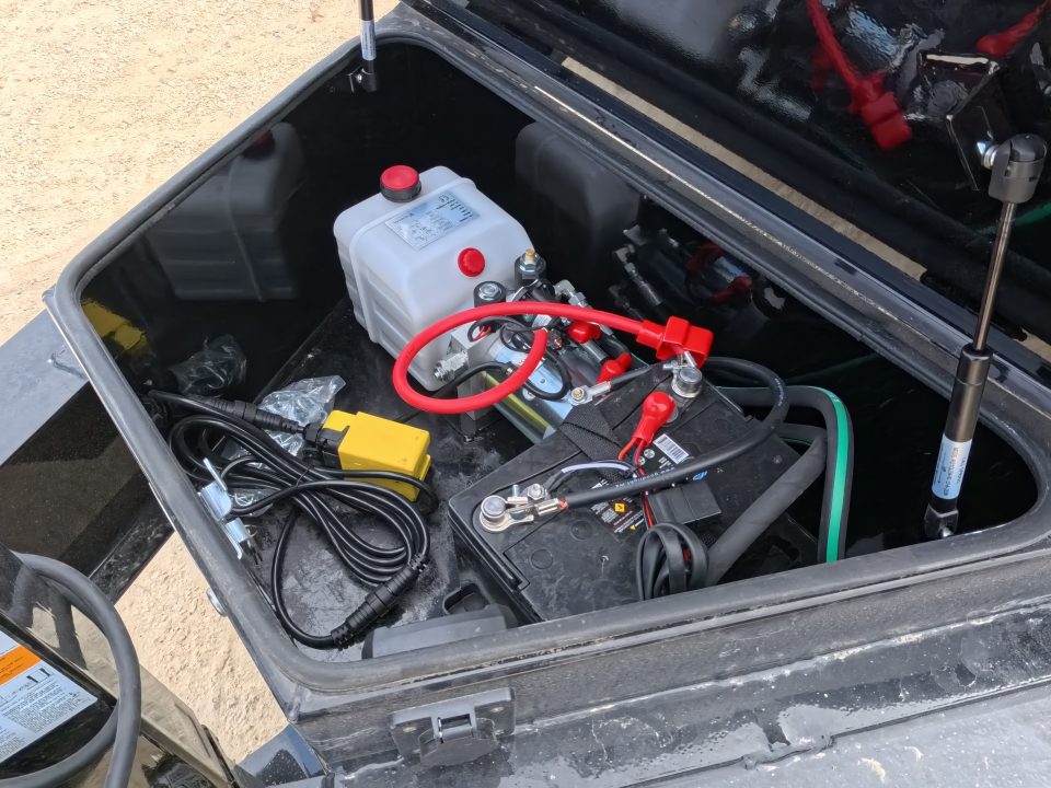 New 2026 Iron Bull 96 x 16 DDP Dump Trailer 2) 7K Straight Axles with 2 Electric Brakes, 18" 10 Gauge Fold Down Sides - Black