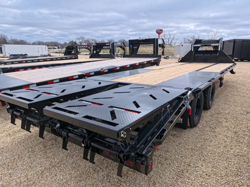 New 2026 Iron Bull 102 x 25 (20 +5) FLG Gooseneck Deckover with 25,900 lb. GVWR, Engineered Neck and Matching Spare