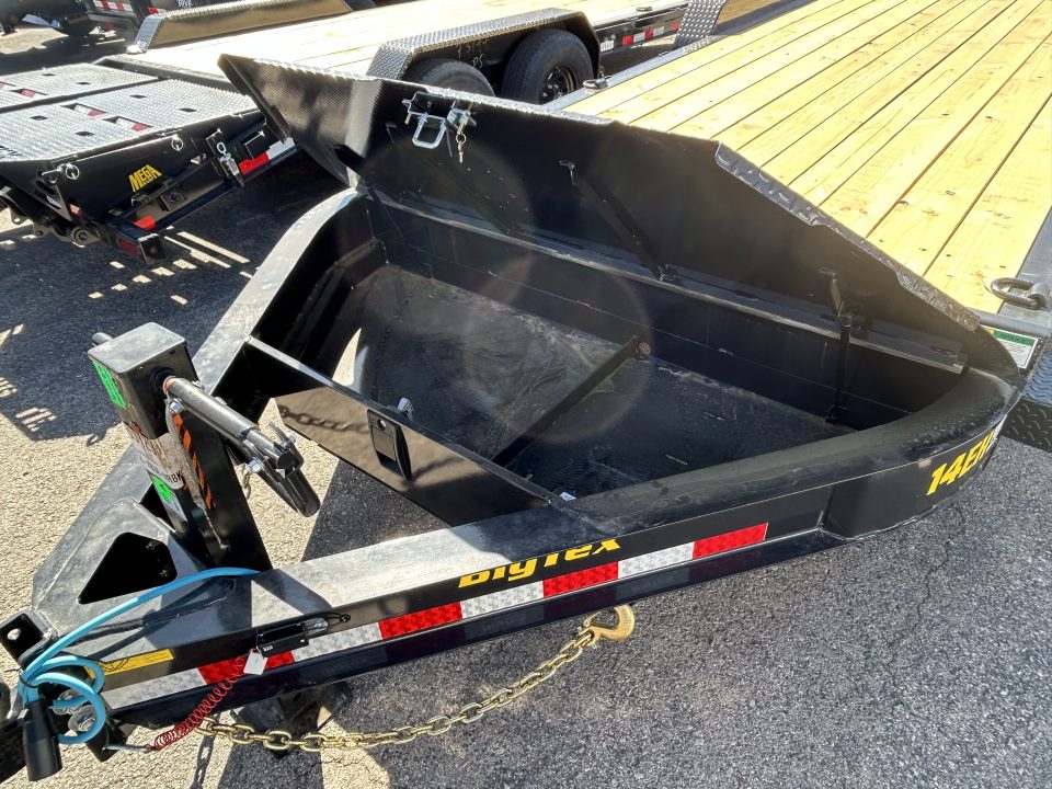 New 2026 Big Tex Trailers 14EH-20D3A-MRBK Equipment Trailer