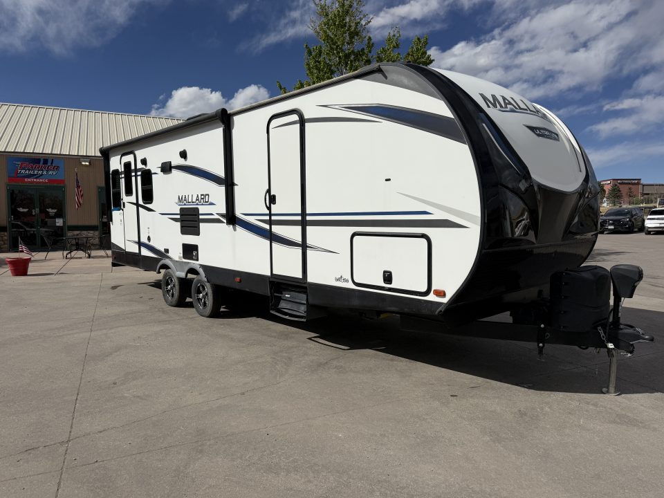 Used 2021 HRLD M27 6900 Travel Trailer