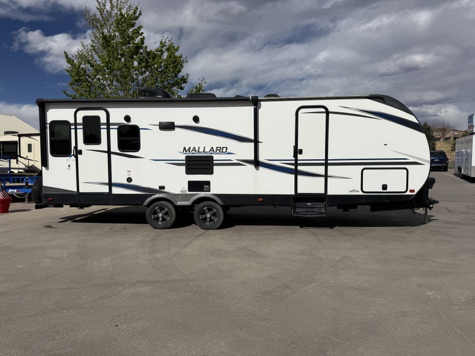 Used 2021 HRLD M27 6900 Travel Trailer