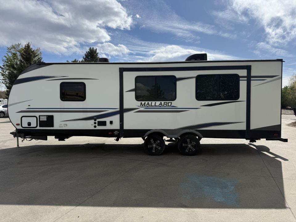 Used 2021 HRLD M27 6900 Travel Trailer