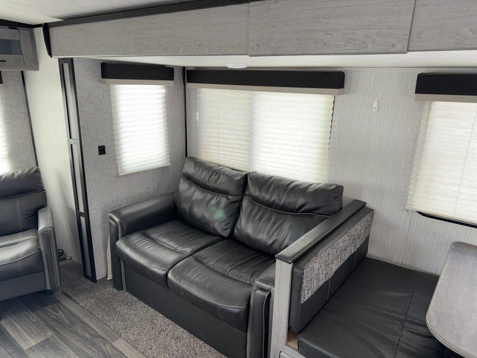 Used 2021 HRLD M27 6900 Travel Trailer