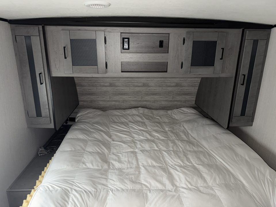 Used 2021 HRLD M27 6900 Travel Trailer
