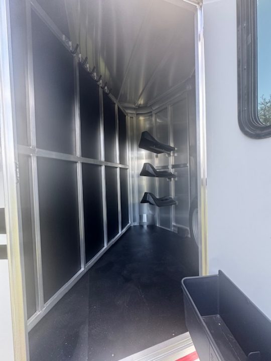 New 2026 Shadow 2026 Shadow Stablemate 3H STC Horse Trailer Horse Trailer