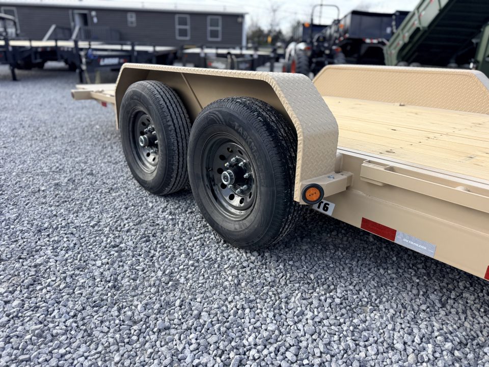 New 2026 PJ Trailers 7X20 GRAVITY/POWER UP TILT 14K GVWR Tilt Trailer