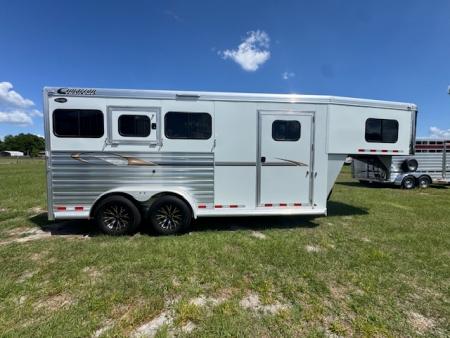 Used 2017 Cimarron Trailers Norstar 3H GN Horse Trailer